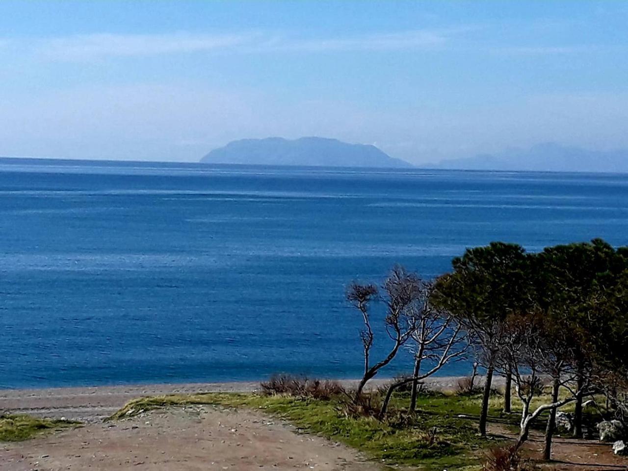 Milazzo Beach 外观 照片