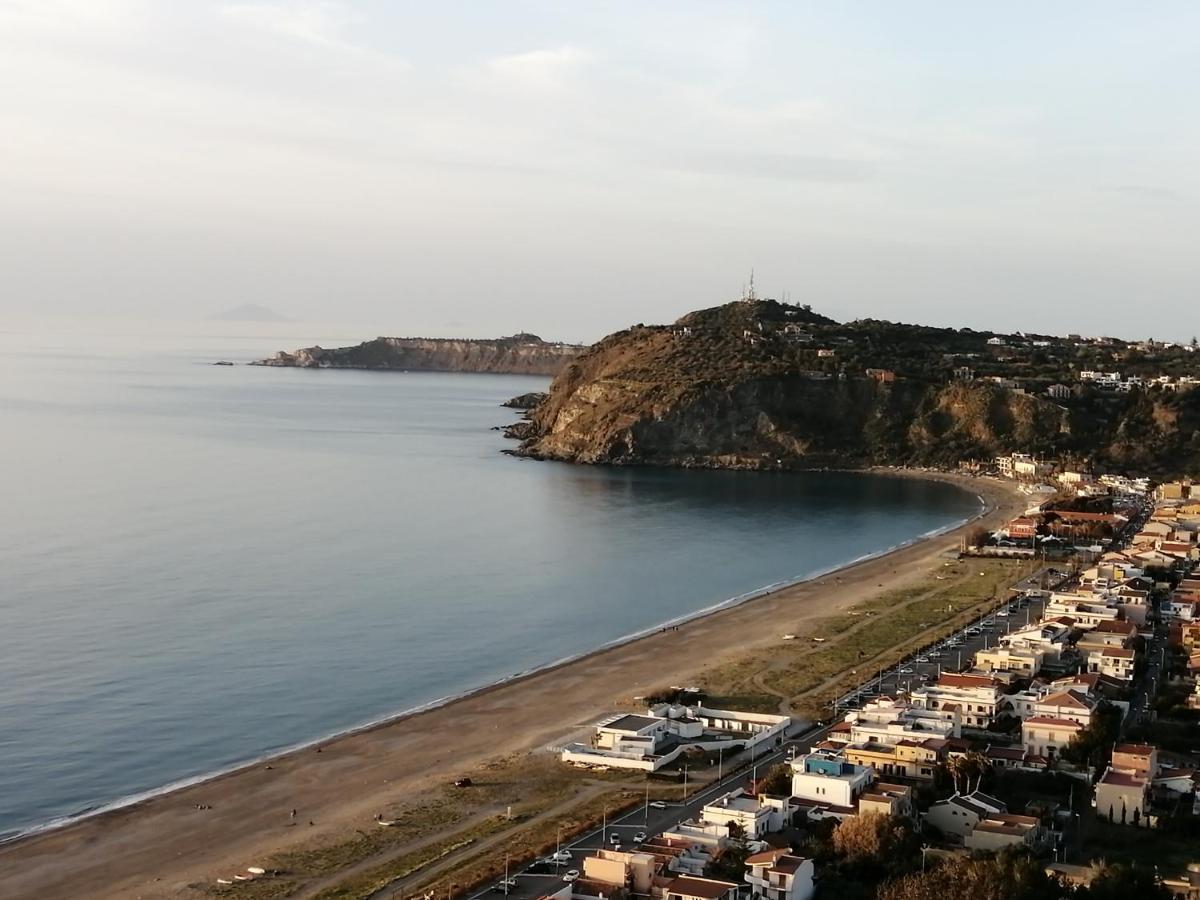 Milazzo Beach 外观 照片